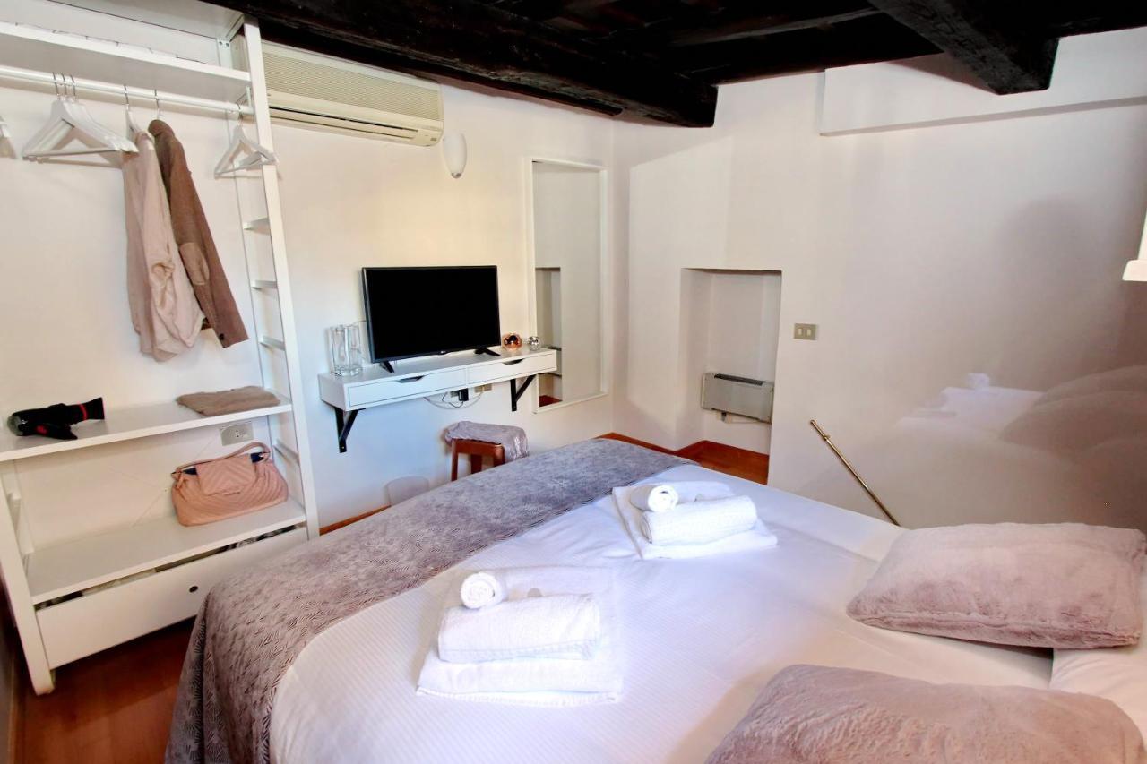 Rent In Rome Trevi Fountain Suite 外观 照片